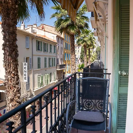 Cannes, 200m To Palais, Walk Everywhere アパート *