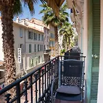 Cannes, 200m To Palais, Walk Everywhere Apartment *